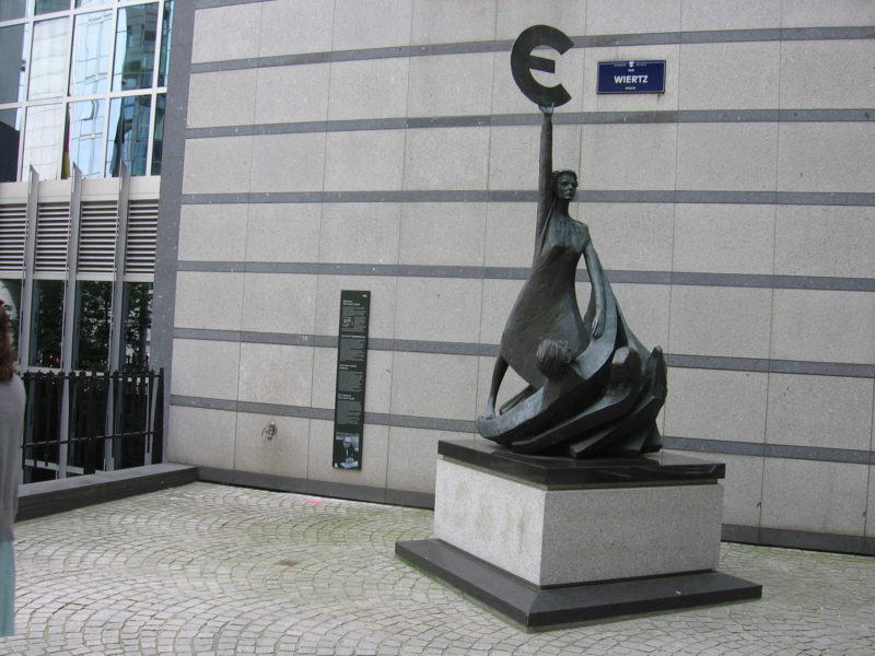 pomnik euro IMG_5247
